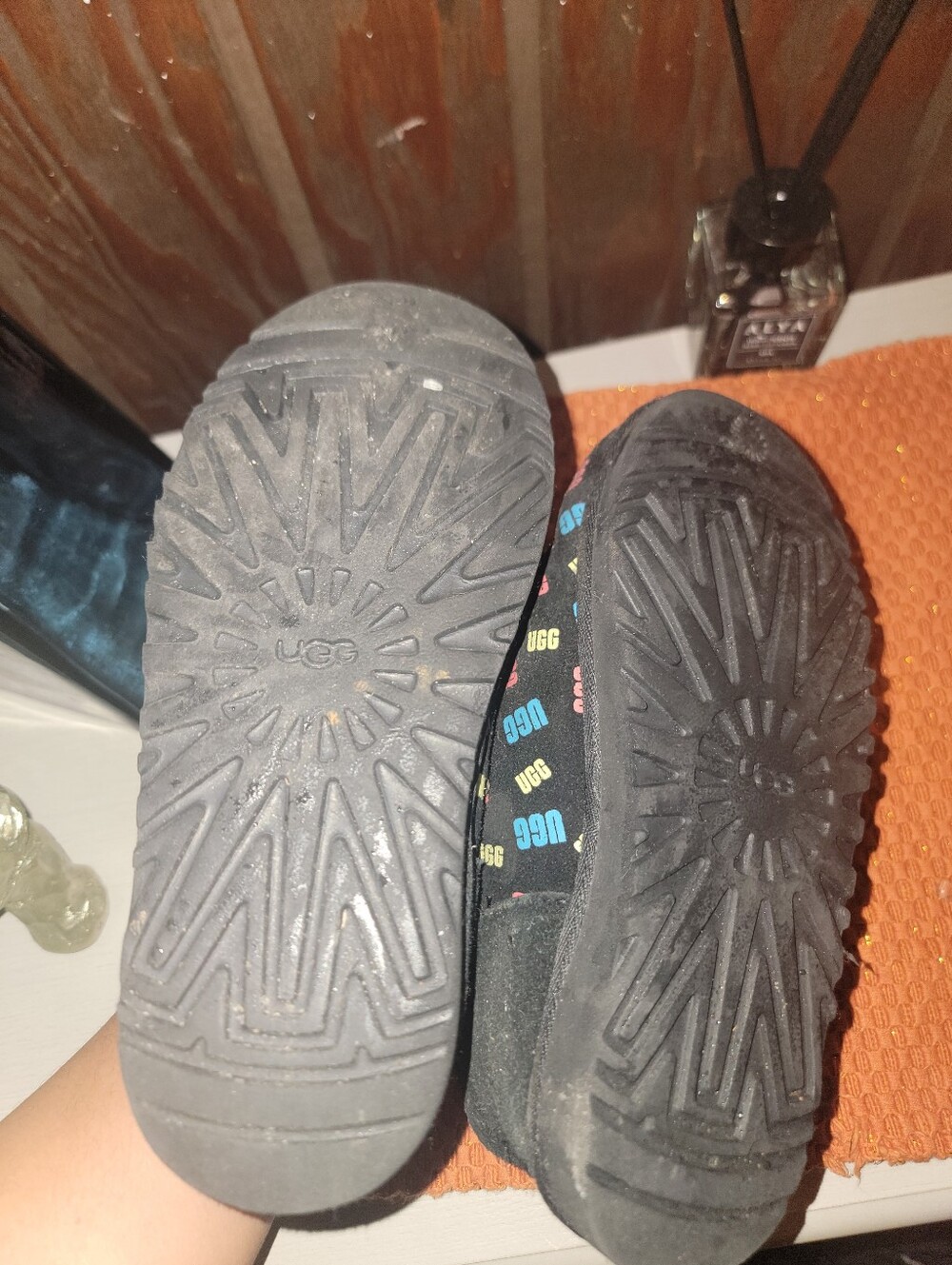Girl's ugg boots - Picture 2 of 5